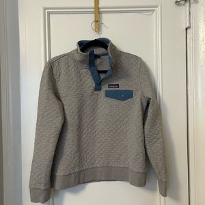 Patagonia sweatshirt, good condition.